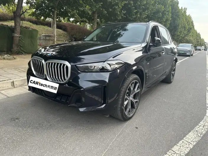 BMW X5 2025 Model xDrive30Li Exclusive Model M Sports Night Set – фото 1
