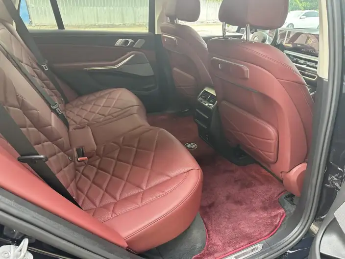 BMW X5 2025 Model xDrive30Li Exclusive Model M Sports Night Set – фото 10