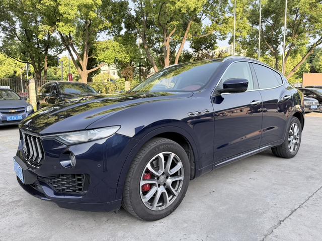Maserati Levante 2016 3.0T Levante – фото 1