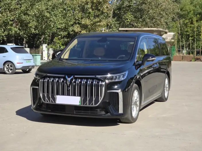VOYAH Dreamer PHEV 2024 Model Ultra-long Endurance Superior Edition – фото 1