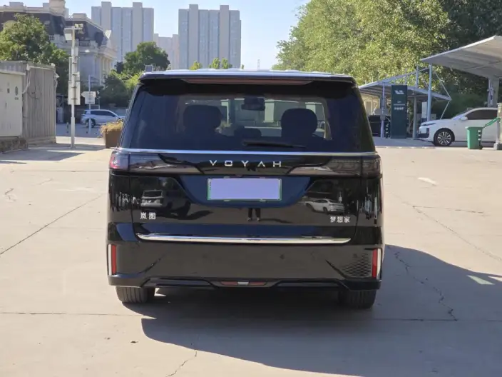 VOYAH Dreamer PHEV 2024 Model Ultra-long Endurance Superior Edition – фото 5