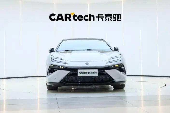 Emeya 2025 Model First Edition Limited edition – фото 2