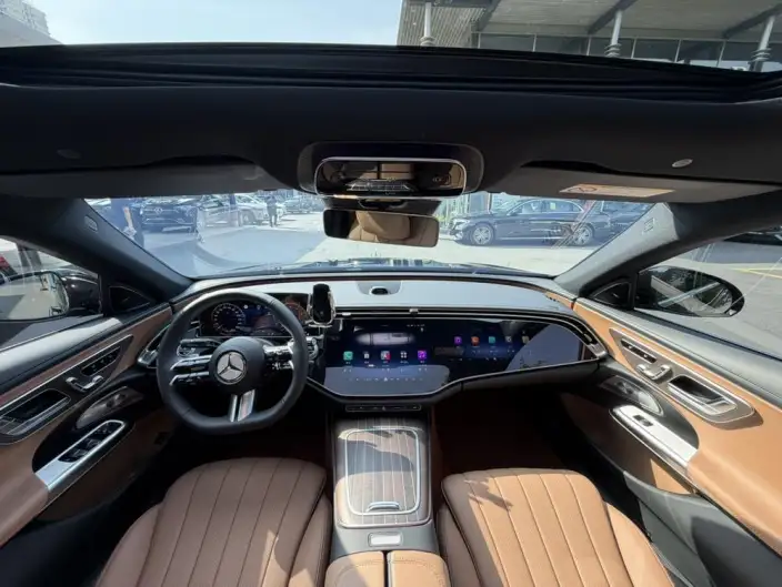Mercedes-Benz E-Class 2026 Model E 300 L Luxury Model sedan – фото 9