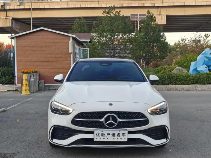 Mercedes-Benz C-Class 2024 Model C 260 L Sports Edition – фото 2