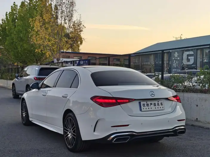 Mercedes-Benz C-Class 2024 Model C 260 L Sports Edition – фото 5