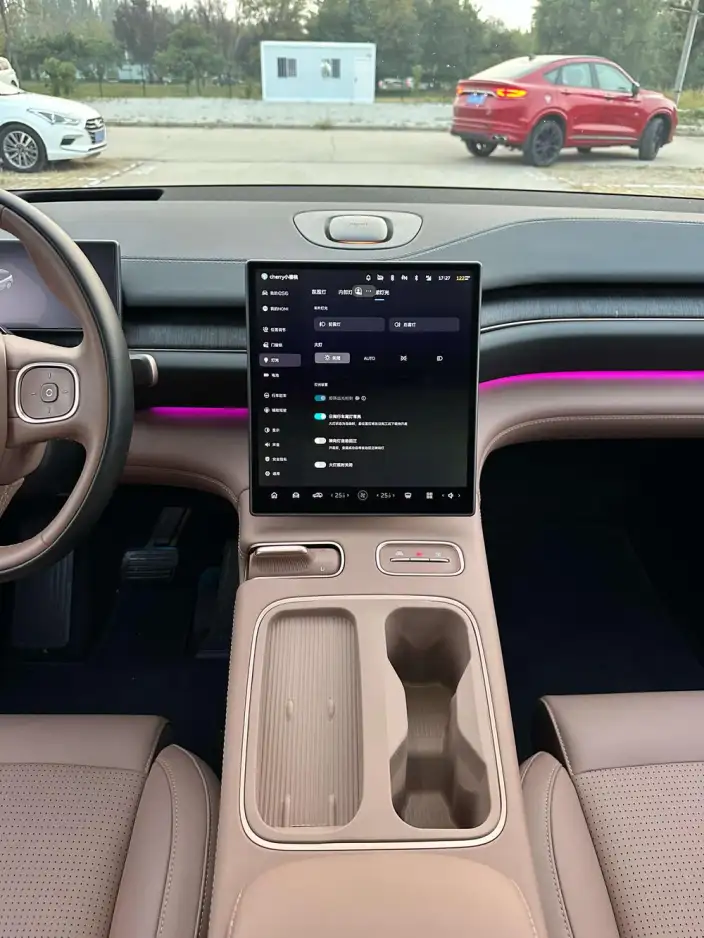 NIO ES6 2023 Model 75kWh – фото 10