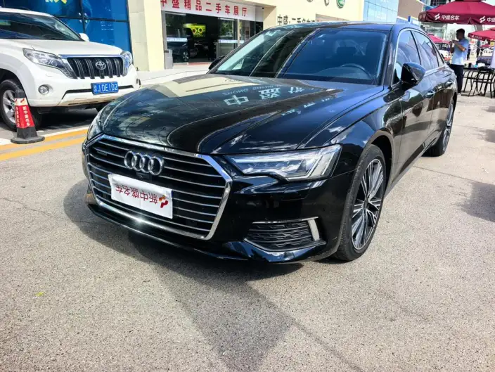 Audi A6L 2022 Model 45 TFSI quattro Exclusive Dynamic Model – фото 1