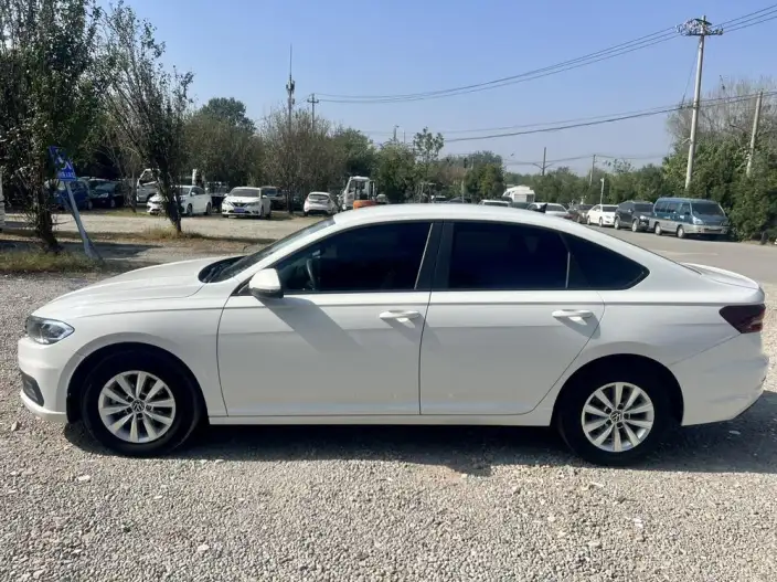 Volkswagen Lavida 2019 Model 1.5L Automatic Fashion edition China VI – фото 4