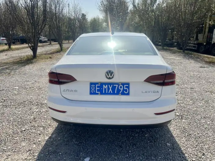 Volkswagen Lavida 2019 Model 1.5L Automatic Fashion edition China VI – фото 6