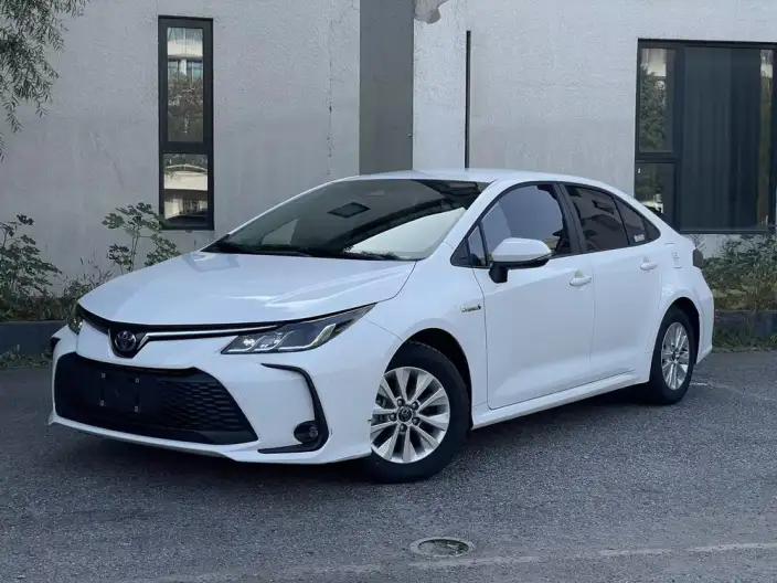 Toyota Corolla 2023 Model Intelligent Hybrid 1.8L E-CVT Elite Edition – фото 1