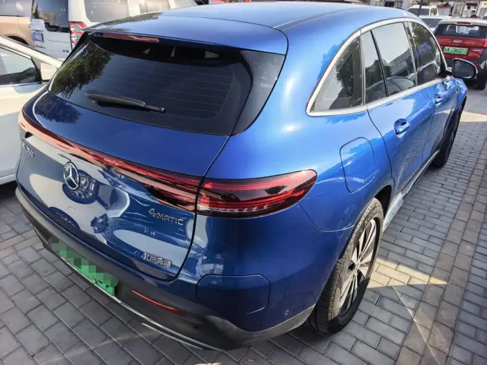 Mercedes-Benz EQC 2020 Model 350 4MATIC – фото 4