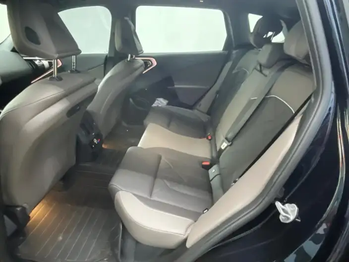 BMW X3 2025 Model xDrive30L Leading Model M Sports Night Set – фото 10