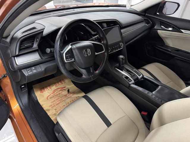 Honda Civic 2016 180TURBO CVT Comfort – фото 8