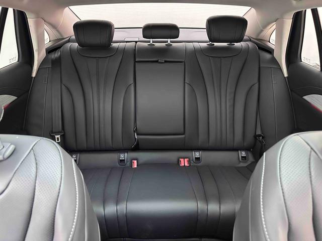 Hongqi H5 2025 2.0T Automatic Flag Smooth – фото 9