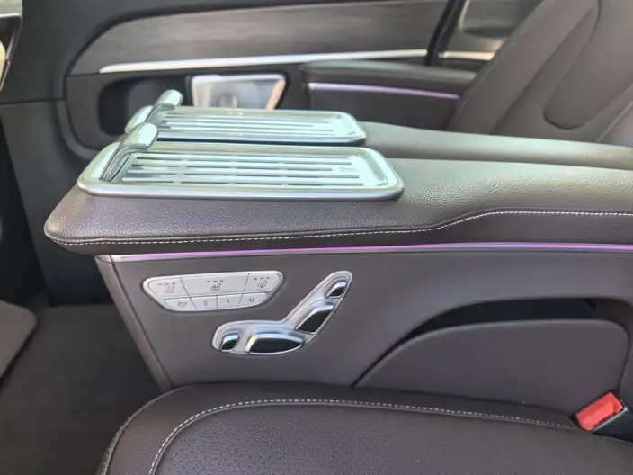 Mercedes-Benz V-Class 2024 Model V 300 Premium Edition – фото 10