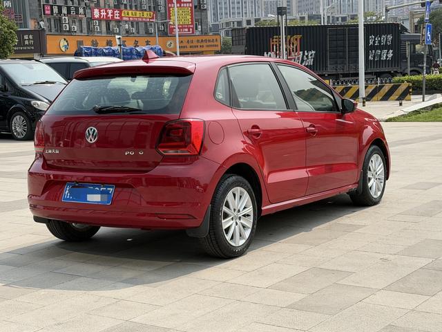 Volkswagen Polo 2016 1.4L Automatic Style – фото 4