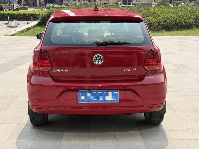 Volkswagen Polo 2016 1.4L Automatic Style – фото 5