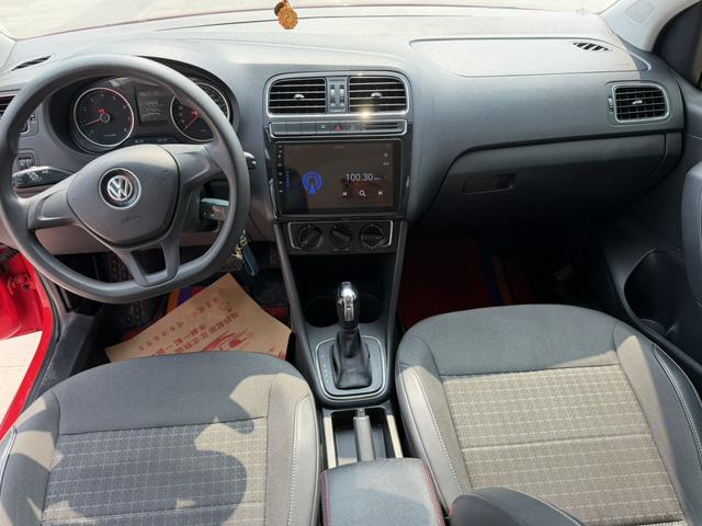 Volkswagen Polo 2016 1.4L Automatic Style – фото 7