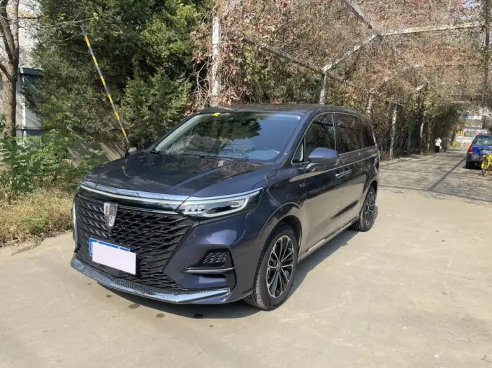 Roewe iMAX8 2022 Model 400TGI Supreme Edition