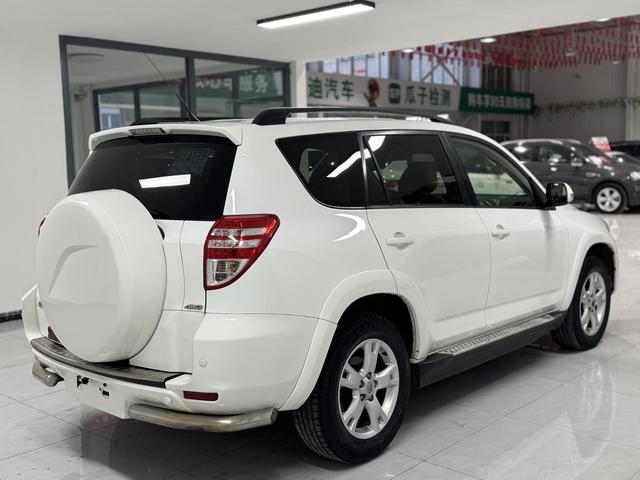 Toyota RAV4 2011 модификация 2.4L автоматическое 4WD Flagship Навигация Edition – фото 4