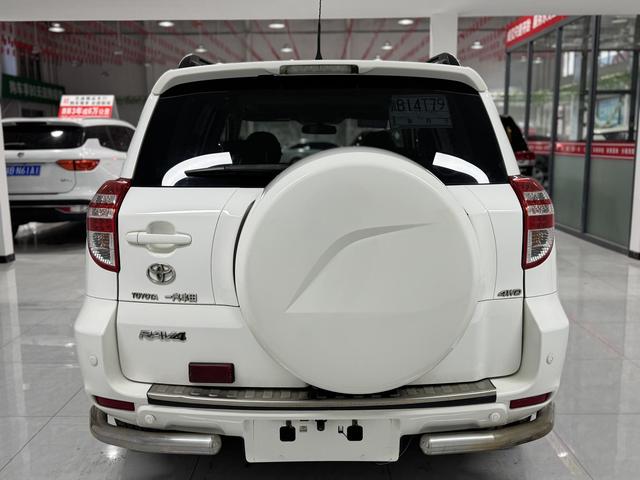 Toyota RAV4 2011 модификация 2.4L автоматическое 4WD Flagship Навигация Edition – фото 5
