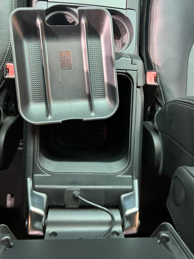 Land Rover Discovery 2013 3.0 SDV6 HSE Diesel – фото 22