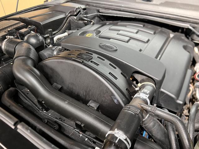 Land Rover Discovery 2013 3.0 SDV6 HSE Diesel – фото 41