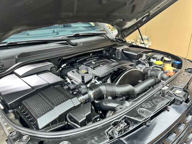 Land Rover Discovery 2013 3.0 SDV6 HSE Diesel – фото 11