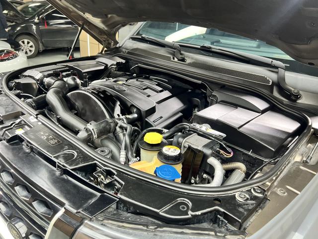 Land Rover Discovery 2013 3.0 SDV6 HSE Diesel – фото 12