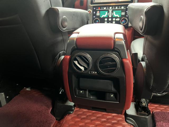 Land Rover Discovery 2013 3.0 SDV6 HSE Diesel – фото 17
