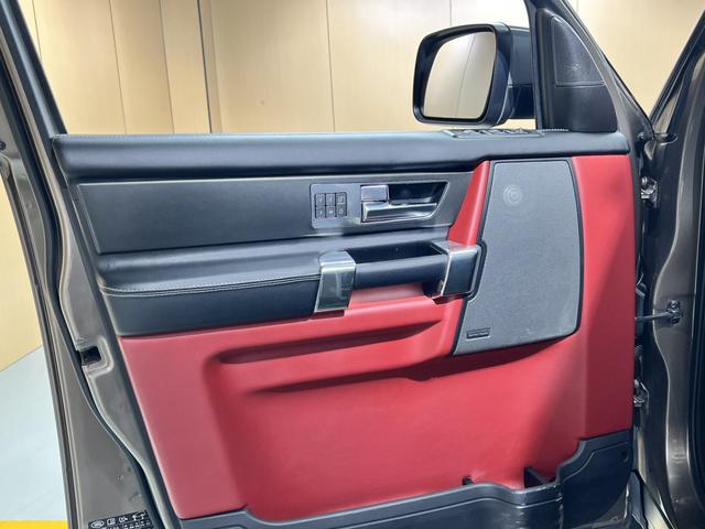 Land Rover Discovery 2013 3.0 SDV6 HSE Diesel – фото 19