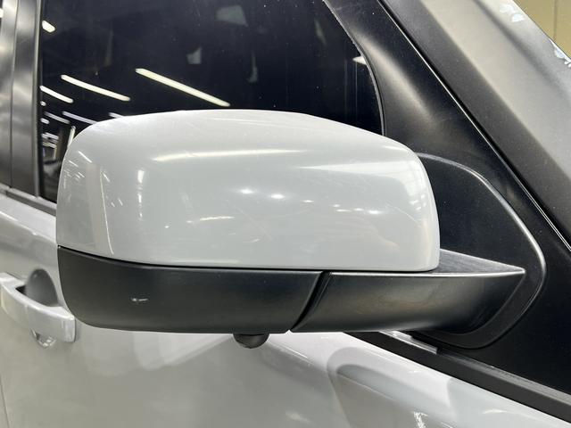 Land Rover Discovery 2013 3.0 SDV6 HSE Diesel – фото 31