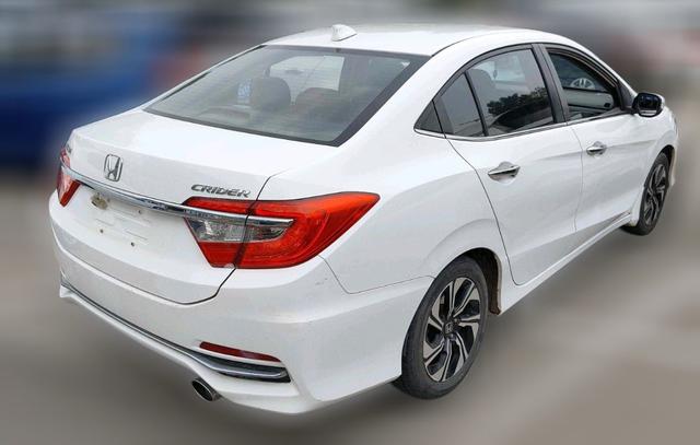 Honda Lingpai 2016 1.8L CVT Comfort – фото 2