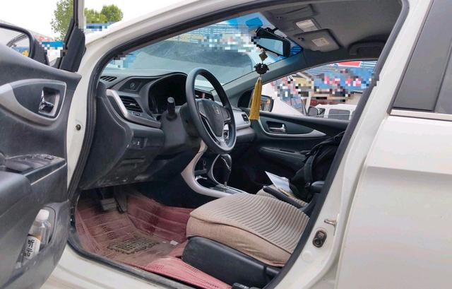 Honda Lingpai 2016 1.8L CVT Comfort – фото 3