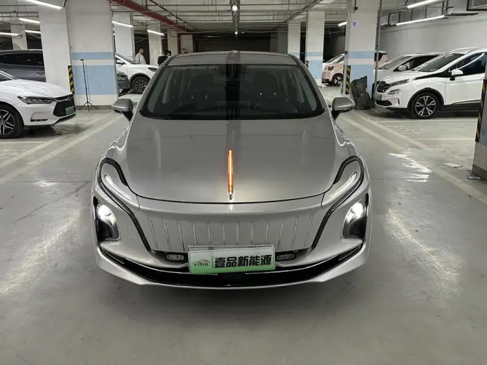 Hongqi E-QM5 2023 Model 560KM PLUS Edition 140kW