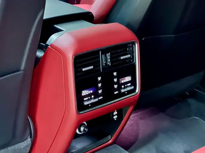 Cayenne 2019 Model Cayenne 3.0T – фото 9