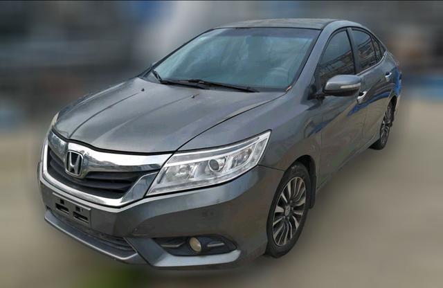 Honda Lingpai 2013 модификация 1.8L Manual Com f ort Edition – фото 1