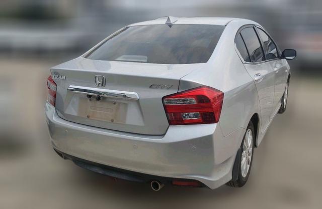 Feng f an Classic 2014 модификация Fashion 1.5L автоматическое Elite Edition – фото 4