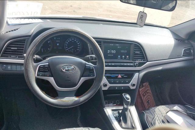 Hyundai Elantra AD 2016 1.6L Automatic Smart Elite – фото 7
