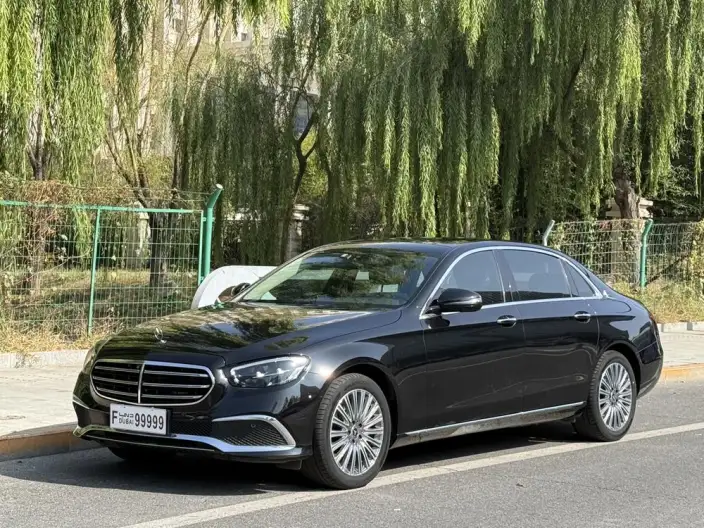 Mercedes-Benz E-Class 2023 Model Facelift E 300 L Fashion Model sedan – фото 1