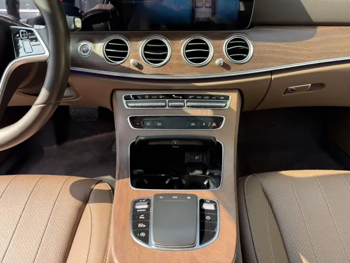 Mercedes-Benz E-Class 2023 Model Facelift E 300 L Fashion Model sedan – фото 5