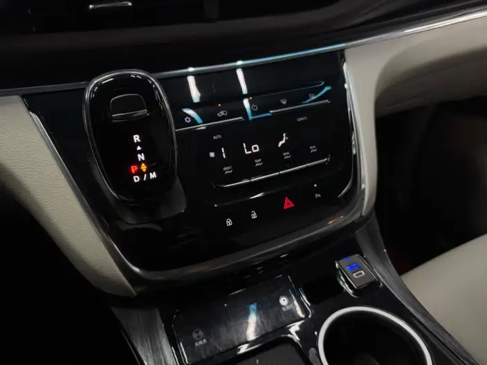 Buick GL8 2023 Model Business class 2.0T Luxury Model – фото 9