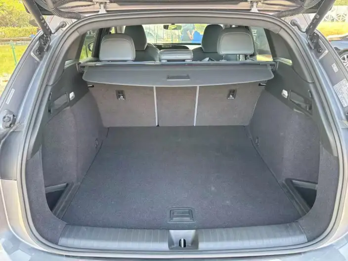 AUDI Q6L e-tron 2026 Model Ultra-long Endurance – фото 10