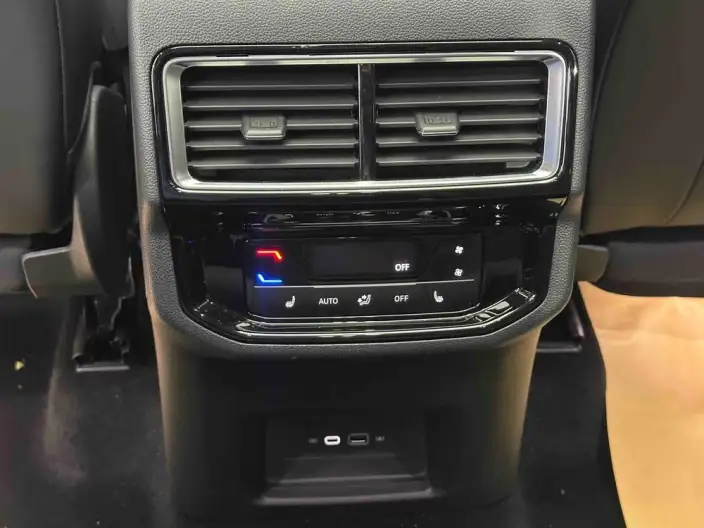 Volkswagen Teramont 2024 Model 380TSI 4WD Respect Deluxe Edition – фото 8