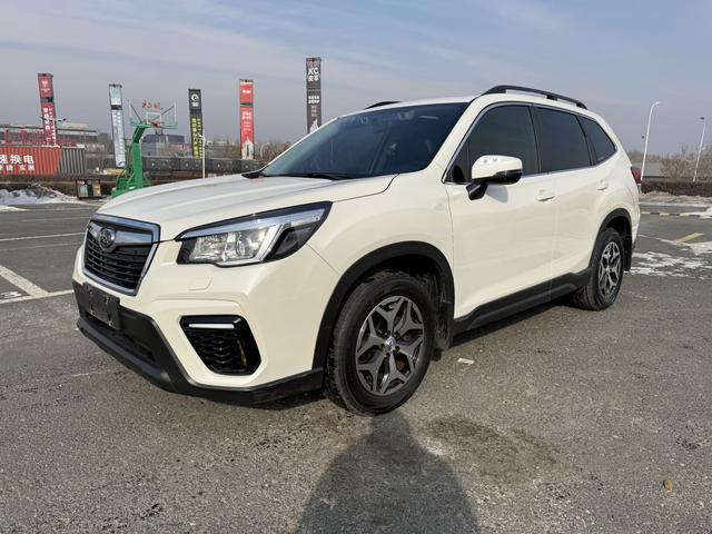 Subaru Forester 2021 2.0i Luxury EyeSight – фото 1