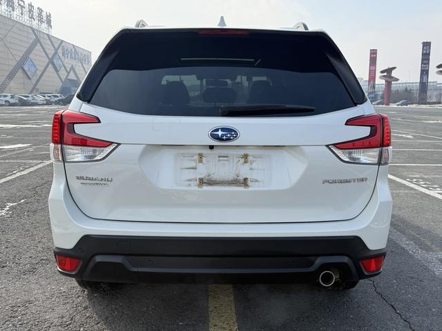 Subaru Forester 2021 2.0i Luxury EyeSight – фото 5