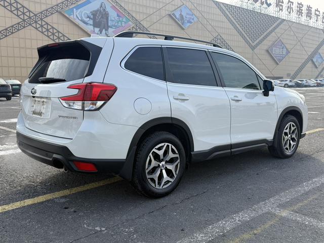 Subaru Forester 2021 2.0i Luxury EyeSight – фото 6