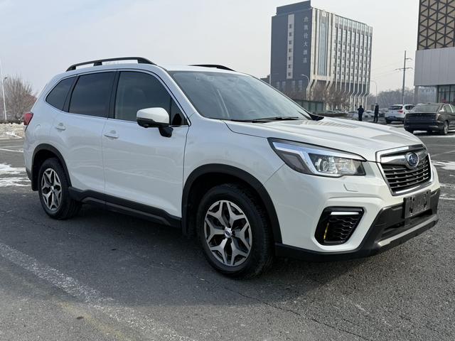 Subaru Forester 2021 2.0i Luxury EyeSight – фото 8