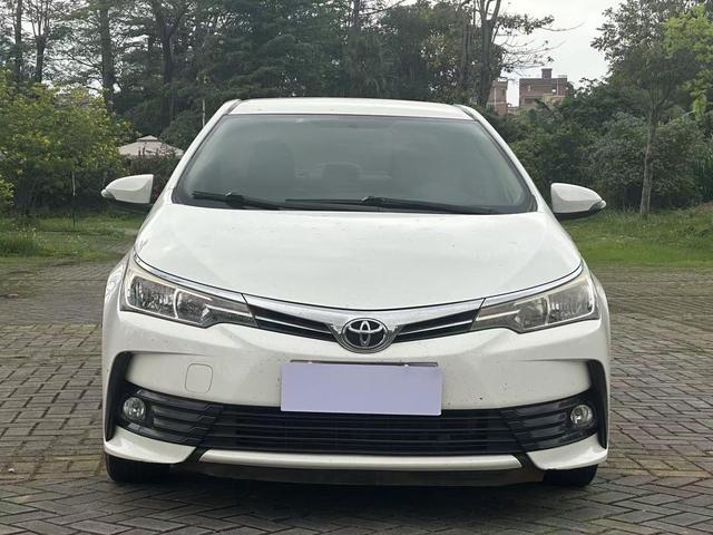 Toyota Corolla 2017 Facelift 1.2T S-CVT GL China V – фото 2