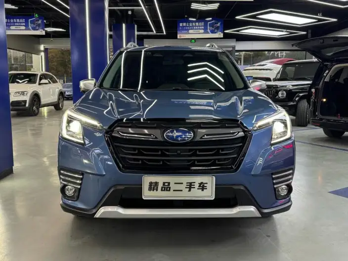 Subaru Forester 2022 Model 2.0i AWD Ultimate Edition EyeSight – фото 2